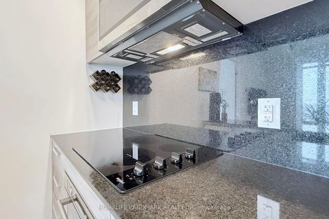 Photo 8 at 10 - 75 Canterbury Place, Willowdale West, Toronto