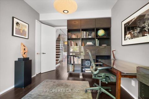 Photo 22 at 244 Manning Avenue, Bellwoods, Toronto