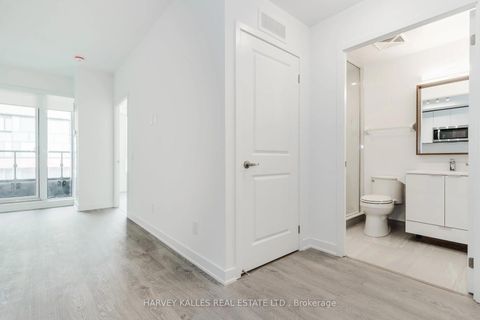 Photo 18 at 410 - 543 Richmond Street W, Waterfront Communities C1, Toronto