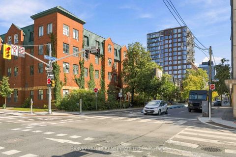 Photo 39 at 410 - 543 Richmond Street W, Waterfront Communities C1, Toronto
