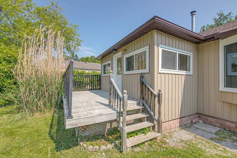 Photo 2 at 904 Maplewood Drive N, Alcona, Innisfil