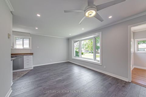 Photo 8 at 904 Maplewood Drive N, Alcona, Innisfil
