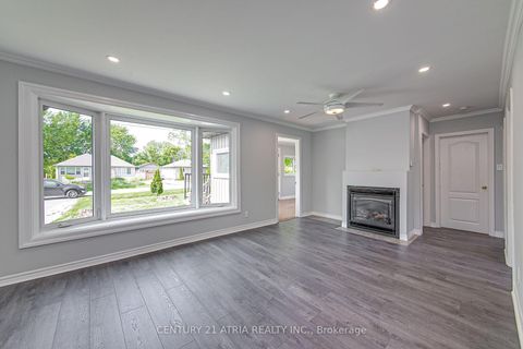 Photo 9 at 904 Maplewood Drive N, Alcona, Innisfil