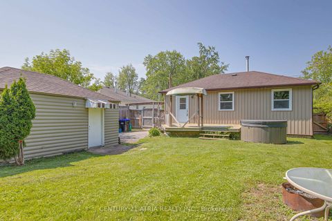 Photo 31 at 904 Maplewood Drive N, Alcona, Innisfil