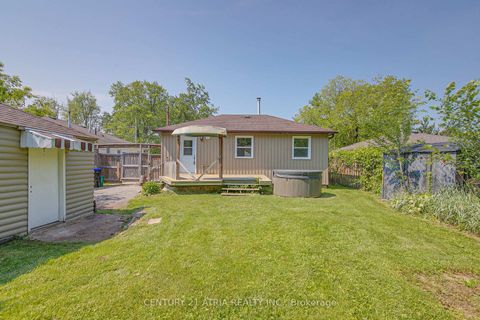 Photo 32 at 904 Maplewood Drive N, Alcona, Innisfil