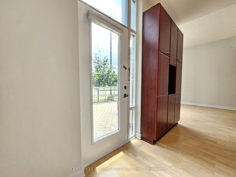 Photo 3 at TH120 - 38 Lee Centre Drive, Woburn, Toronto