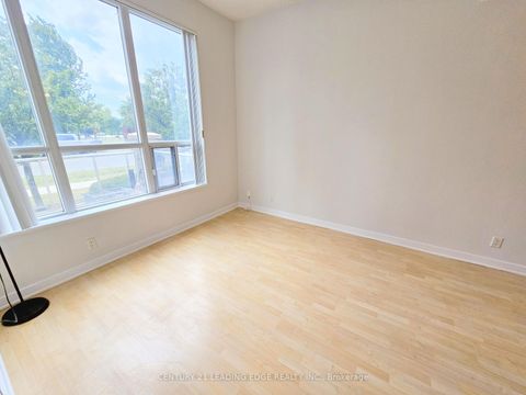 Photo 11 at TH120 - 38 Lee Centre Drive, Woburn, Toronto