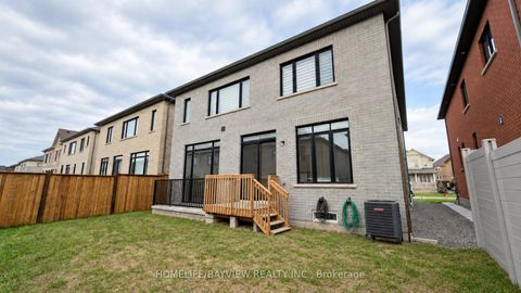 Photo 28 at 105 Halldorson Avenue, Bayview Northeast, Aurora