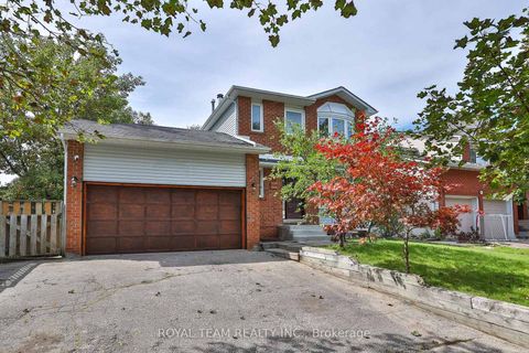 Photo 1 at 2500 Lloyd Street, Alcona, Innisfil