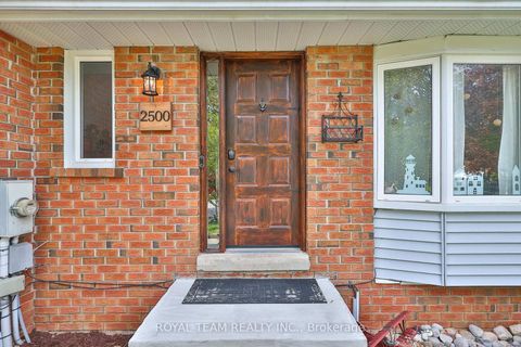 Photo 3 at 2500 Lloyd Street, Alcona, Innisfil