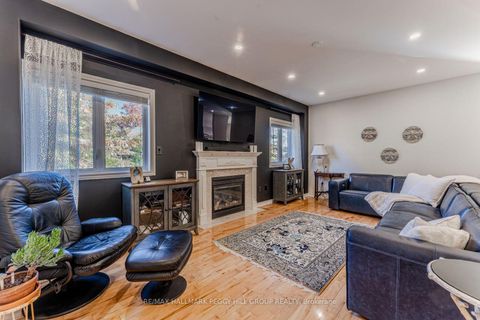Photo 7 at 2070 Osbond Road, Alcona, Innisfil