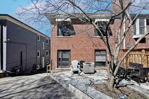Photo 13 at 29 Love Crescent, Danforth, Toronto