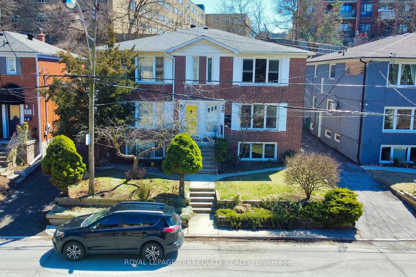 29 Love Crescent, Danforth, Toronto photo 2