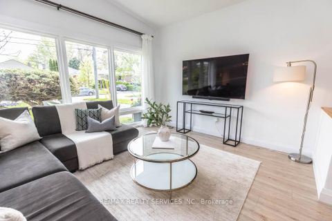 Photo 5 at 126 Roebuck Drive, Kennedy Park, Toronto