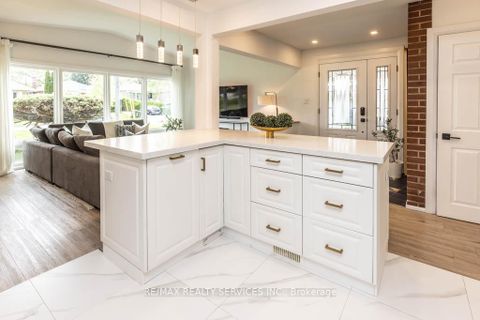 Photo 10 at 126 Roebuck Drive, Kennedy Park, Toronto