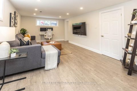 Photo 18 at 126 Roebuck Drive, Kennedy Park, Toronto