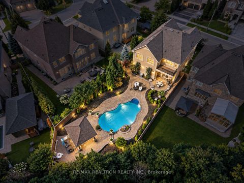 Photo 1 at 283 Lady Valentina Avenue, Patterson, Vaughan