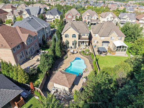 Photo 4 at 283 Lady Valentina Avenue, Patterson, Vaughan