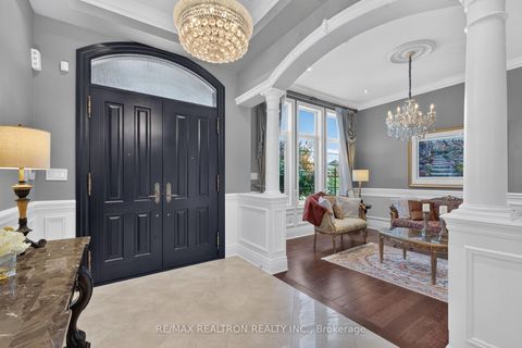 Photo 10 at 283 Lady Valentina Avenue, Patterson, Vaughan
