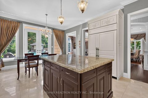 Photo 18 at 283 Lady Valentina Avenue, Patterson, Vaughan