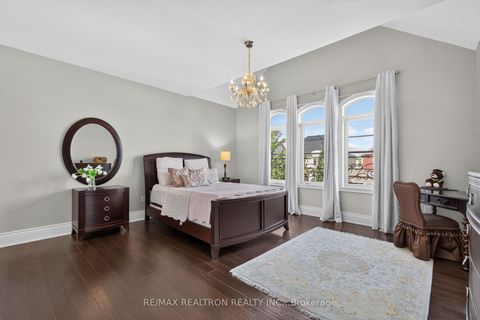 Photo 23 at 283 Lady Valentina Avenue, Patterson, Vaughan