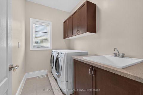 Photo 33 at 283 Lady Valentina Avenue, Patterson, Vaughan