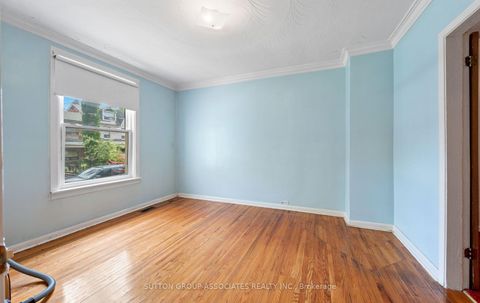 Photo 5 at 144 Bellwoods Avenue, Bellwoods, Toronto