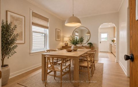 Photo 10 at 144 Bellwoods Avenue, Bellwoods, Toronto