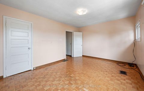 Photo 20 at 144 Bellwoods Avenue, Bellwoods, Toronto