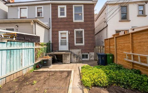 Photo 28 at 144 Bellwoods Avenue, Bellwoods, Toronto