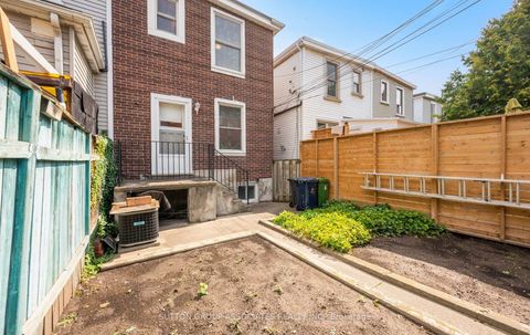 Photo 29 at 144 Bellwoods Avenue, Bellwoods, Toronto