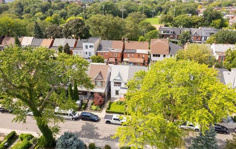 Photo 31 at 144 Bellwoods Avenue, Bellwoods, Toronto
