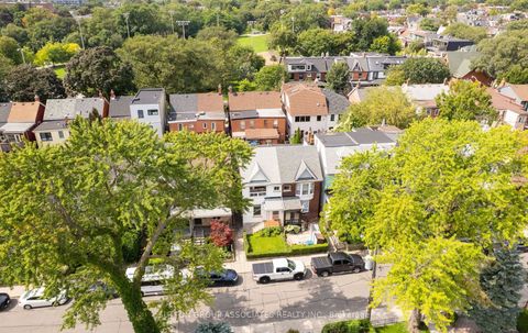Photo 32 at 144 Bellwoods Avenue, Bellwoods, Toronto