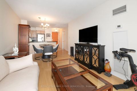 Photo 5 at 212 - 195 Merton Street, Mount Pleasant West, Toronto