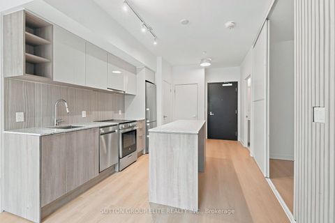 Photo 7 at 106 - 31 Tippett Road, Clanton Park, Toronto