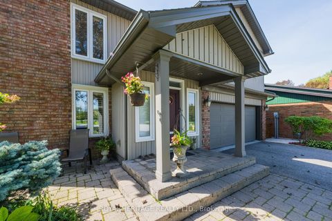 Photo 1 at 8 Chantrey Court, Guildwood, Toronto