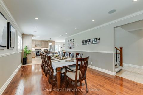 Photo 3 at 8 Chantrey Court, Guildwood, Toronto