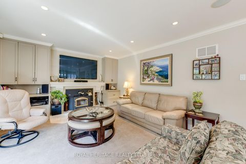 Photo 11 at 8 Chantrey Court, Guildwood, Toronto