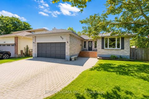 Photo 1 at 117 Rose Street, Wellington, Barrie