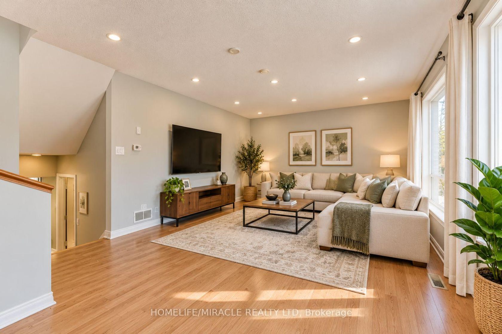 201 - 6444 Finch Avenue W, Jamestown, Toronto photo number 2