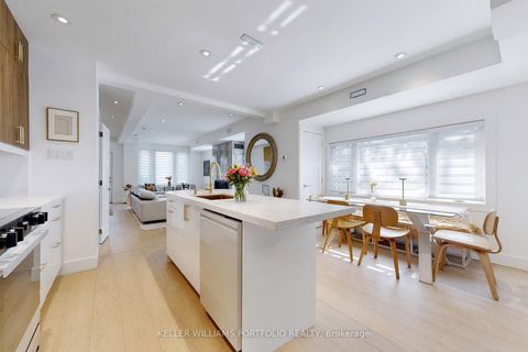 Photo 5 at 22 Pitt Avenue, Birchmount, Toronto