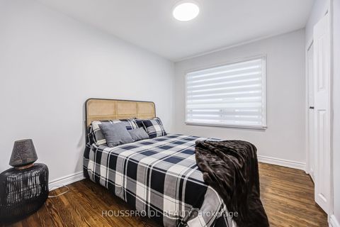 Photo 21 at 49 Bowerbank Drive, Newtonbrook East, Toronto