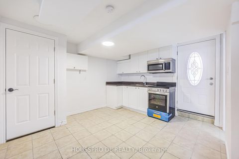 Photo 34 at 49 Bowerbank Drive, Newtonbrook East, Toronto