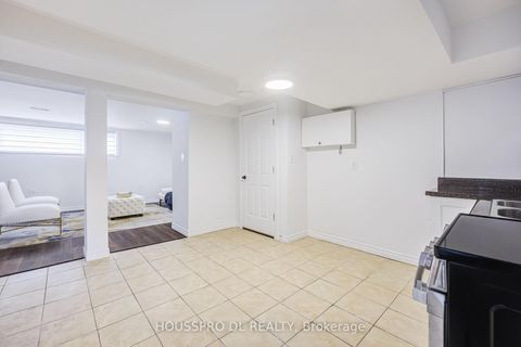 Photo 35 at 49 Bowerbank Drive, Newtonbrook East, Toronto