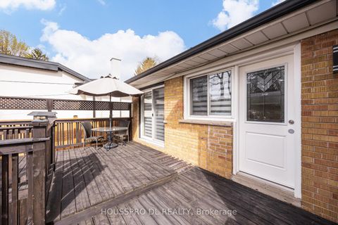 Photo 46 at 49 Bowerbank Drive, Newtonbrook East, Toronto