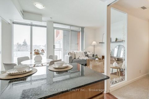 Photo 6 at 501 - 30 Canterbury Place, Willowdale West, Toronto
