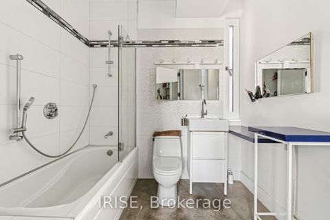 Photo 31 at 29 Ash Crescent, Long Branch, Toronto