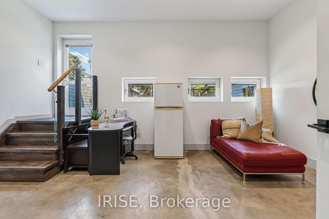 Photo 33 at 29 Ash Crescent, Long Branch, Toronto