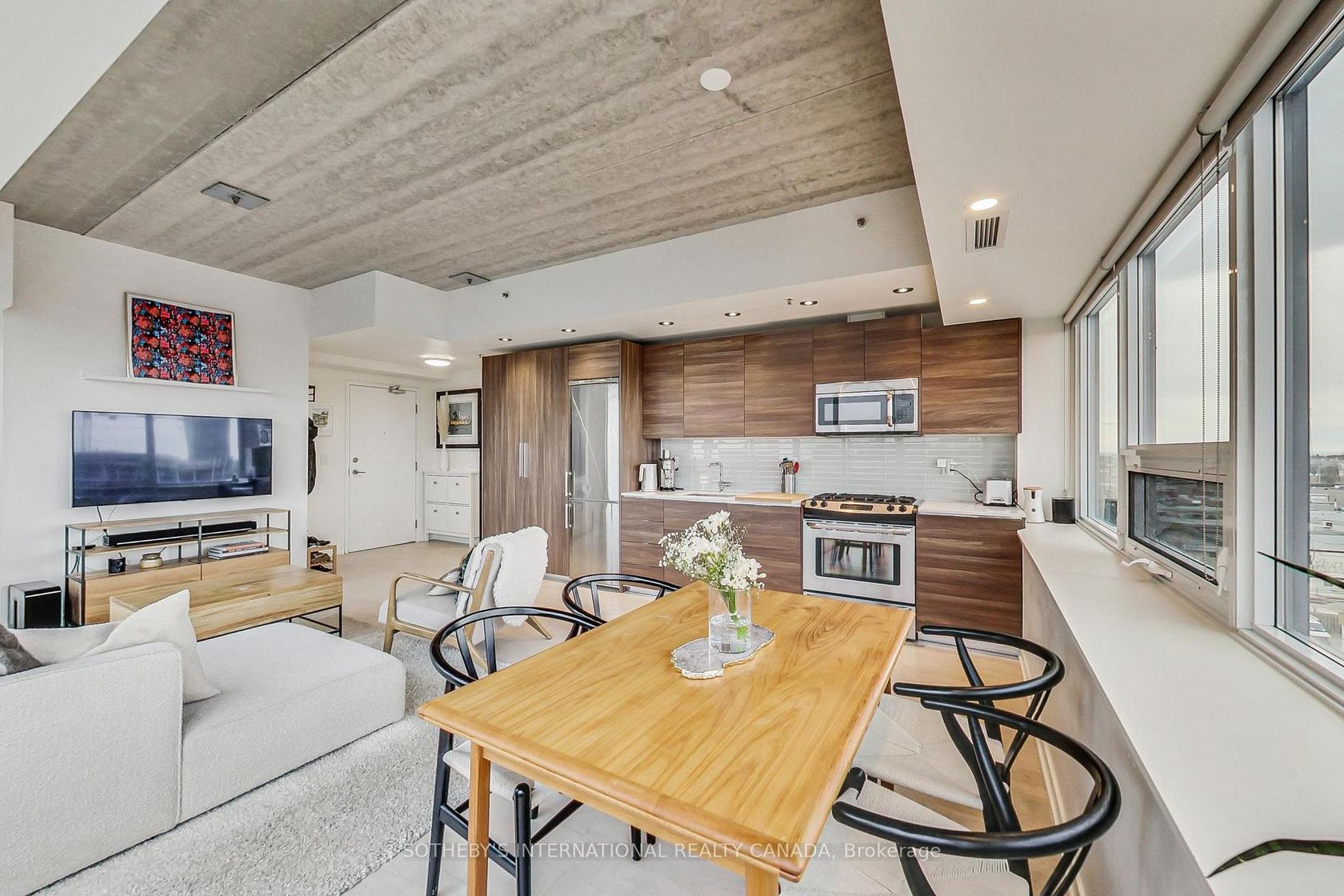 602 - 51 Lady Bank Road, Queensway, Toronto photo 9