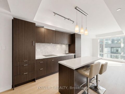 Photo 1 at 4207 - 21 Widmer Street, Waterfront Communities C1, Toronto